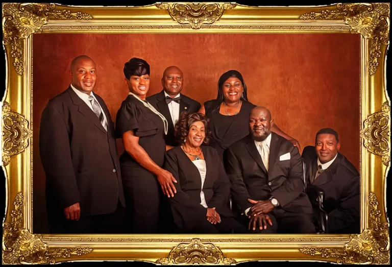 heritage portraits, photographic oil painting, turn your photo into an oil painting, from photo to oil painting, Roscelle Gudes, councilman Orlando Gudes with his family